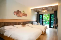 Jinyuan Mountain Residence - parking