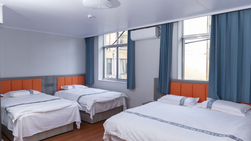 Rongcheng Yixin Business Hotel