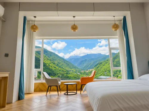 南晞小築·富氧觀山景·避暑度假美宿（官鵝溝大景區店） - 山景