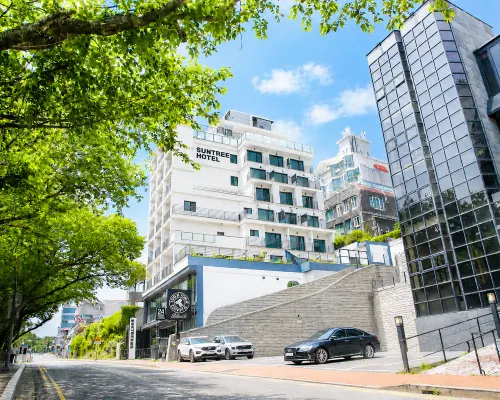 SUNTREE Hotel Hotels near Jangsan Station