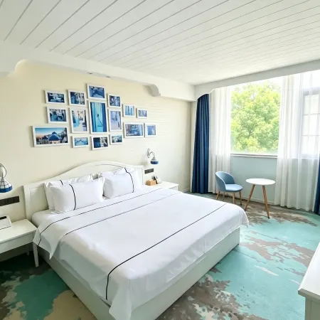 CLOUDS Hotel (Yongsheng)