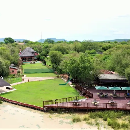 Crocodile Pools Safari Lodge