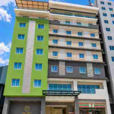 Zerenity Hotel & Suites Hotel Exterior