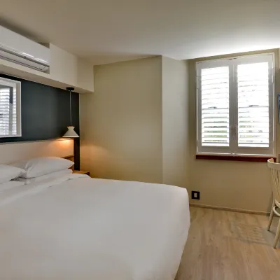 Town Lodge Bellville Hotels near Vodacom Techno Centre