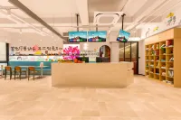 Hangzhou Yi Youth Hotel (Hangzhou West Lake Lakeside Ding'an Road Subway Station) - parking