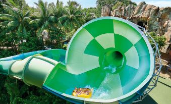 Resorts World Sentosa - Hotel Ora