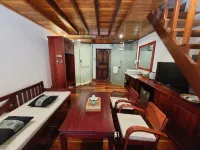 Wisdom Mystery Hotel