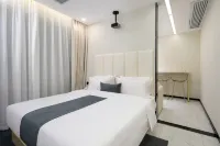 S雲·非特智慧飯店（長沙五一廣場IFS國金中心店） 長沙理工大學(金盆嶺校區)附近的飯店