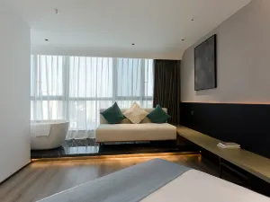 Yunmu Hotel (Luzhou Bubu Hi-Tech World Shop)
