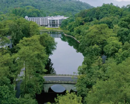 หงชู่ฉาน โฮเต็ล เมาท์ อี้เหมย โรงแรมในเอ๋อเหม่ยซาน