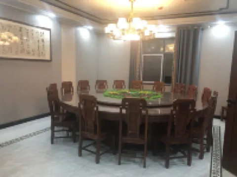 TukE China Light Residence Hotel