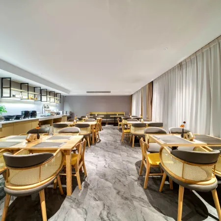 Vienna Classic Hotel (Shaoxing Beizhan)