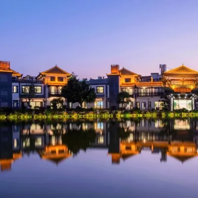 Hujingxuan Chinese Inn (Jianshui Ancient City) Hotels near Xiaogui Lake