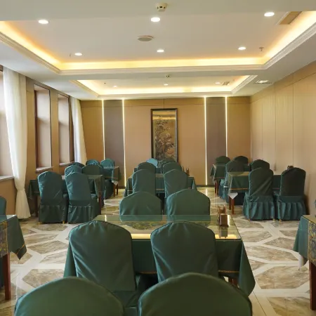 Qinghua Shengqiao Business Hotel