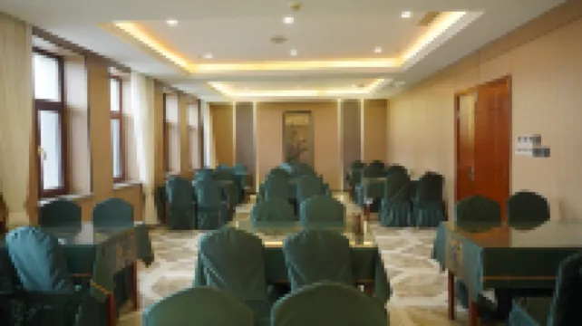 Qinghua Shengqiao Business Hotel