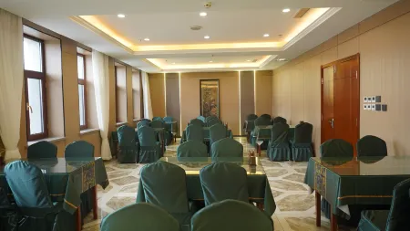 Qinghua Shengqiao Business Hotel