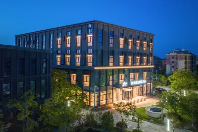 Homeinn Plus Hotel (Nantong Tongzhou Bay Kechuang City) Hotels in Nantong