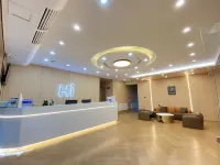 Hi Inn Hotel (Zhalantun Downtown Area Railway Station)
