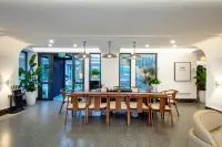 躍雲上河飯店（勐海茶王夜市）