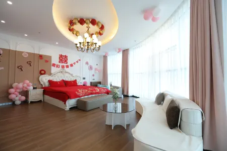 Youhui Hotel Отели в г. Чанту