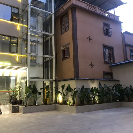 Pingbian Hotel