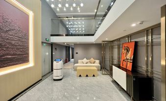 Huaxin Hotel (Wuhan Jinyinhu 5th Ring Sports Center)
