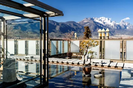 Lijiang Wumo Qinglu • Rizhao Jinshan • Snow Mountain Palace Museum • Healing Hotel Отели рядом с достопримечательностью «The Ancient Town of Shuhe»