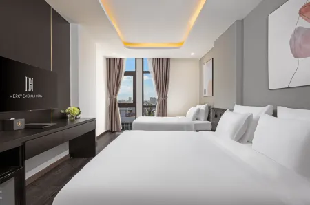 Mercy Emerald Hotel