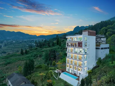 Xinzhibao · Yuanshan  Homestay (Enshi Grand Canyon Tourist Center Branch) Отели рядом с достопримечательностью «Yulong Crevice»