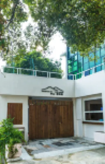 MOUNTAIN SIDE | MARE NUBIUM