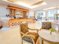 Golden Crown China Hotel - Quầy bar