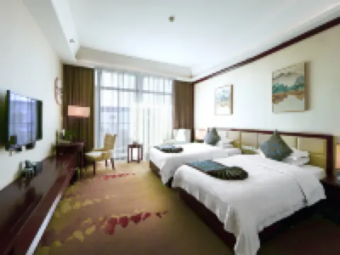 Lancui Lake Tian Mu Hot Spring Resort Hoteles en Condado de Linqu