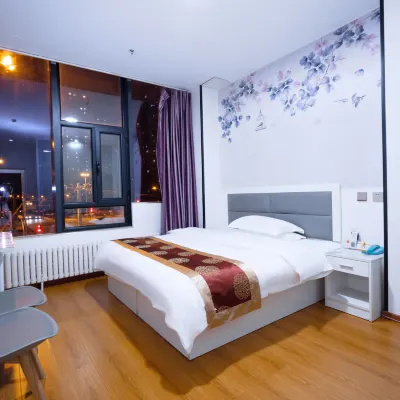 Super 8 Hotel Chaoyang Hospital West Hospital Hotels near ملعب شيجينغشان