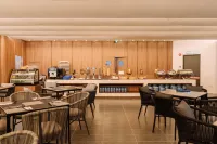 Impiana by Roxy Hotel - breakfast