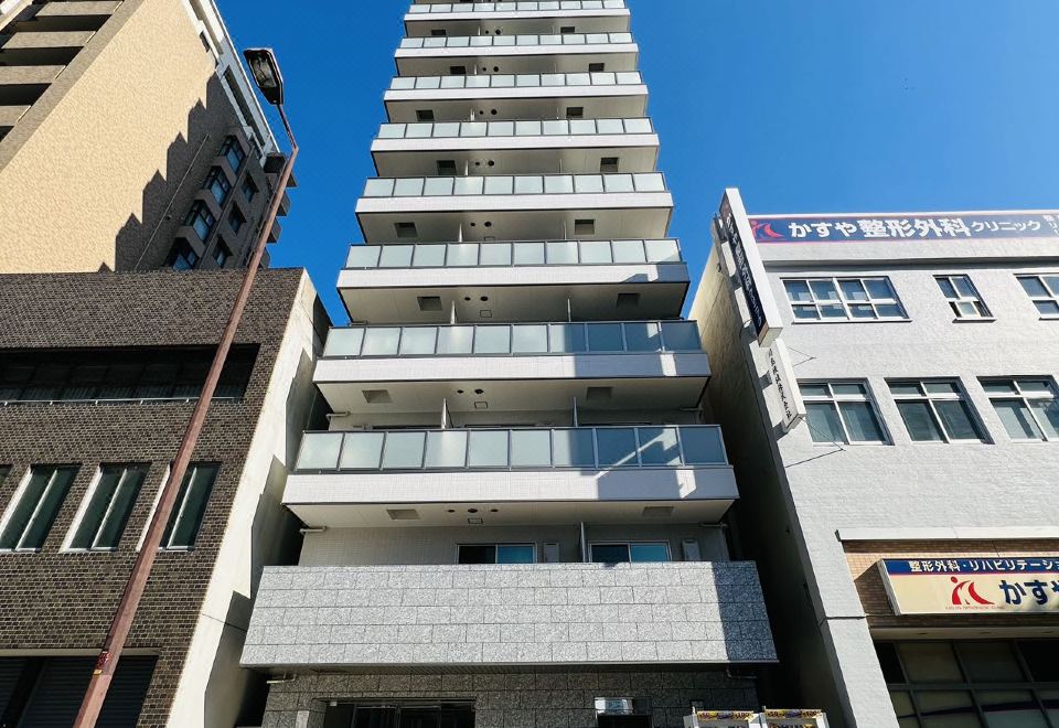 Central Mansions Interior