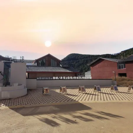 Lugu Lake Secret Realm Pinghu Building