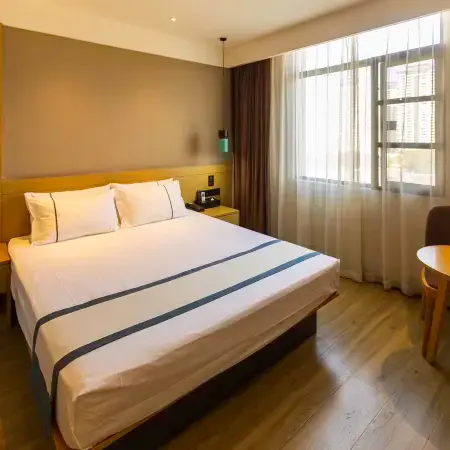 City Express Hotel