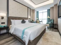 Xana Hotelle Hotel (Chongqing Jiangbei Airport Guanyue Road Subway Station) Hotels near Wugude Dujia Farm