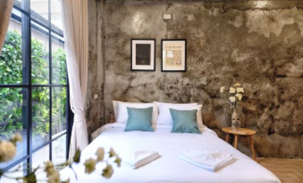 Art Gate Hotel