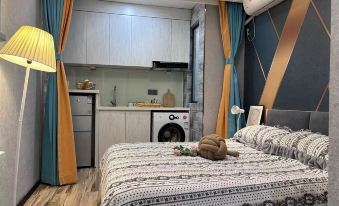 Meiyi Apartment((Caohejing Xingzhong Road Subway Station))