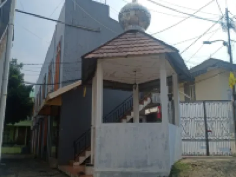 Aryani Suites Syariah Hotels near Al Azhar Grand Mosque
