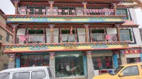 Journey to the station Hotels near Ranwuzhen