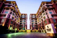Cinnamon Hotel Bangkok Hotels near مطار دون موينغ