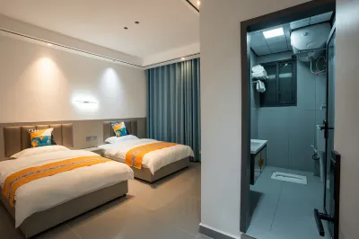 Honglong Hotel Hotels near Dacaiyuan Leisure Square
