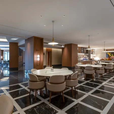 UrCove by Hyatt Tianjin West Railway Station Hotel