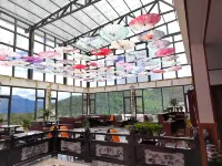 Deqin Moshang Huakai Boutique B&B Hotels in Deqin