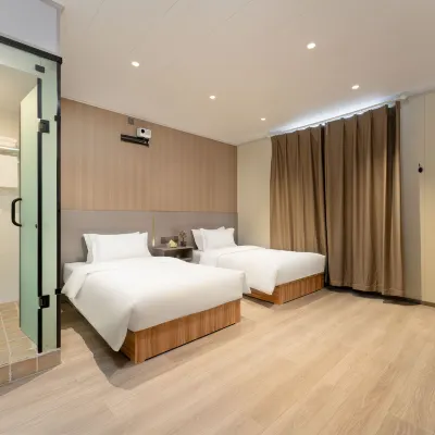 Tang Dynasty Homestay (Luoyang Museum) Hotel dekat Luoyang Museum