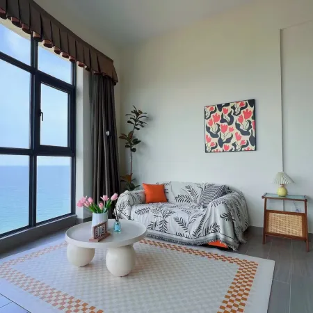 Tuqu Holiday Apartment (Hailing Island Shili Yintan Branch)