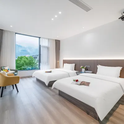 Tonglu Yueting Lanshan Homestay (OMG Heartbeat Paradise Store) Hotels near Chuiyun Tongtian River