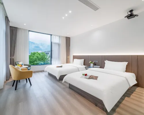 Tonglu Yueting Lanshan Homestay (OMG Heartbeat Paradise Store) โรงแรมในถงหลู่